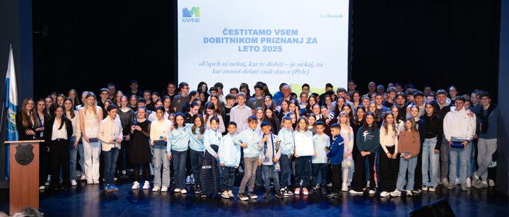 Najboljši športniki Kamnika za leto 2025 so Tjaša Vrtačič in Matic Kranjec Žagar ter ekipa kegljaškega kluba Calcit Kamnik – ženske